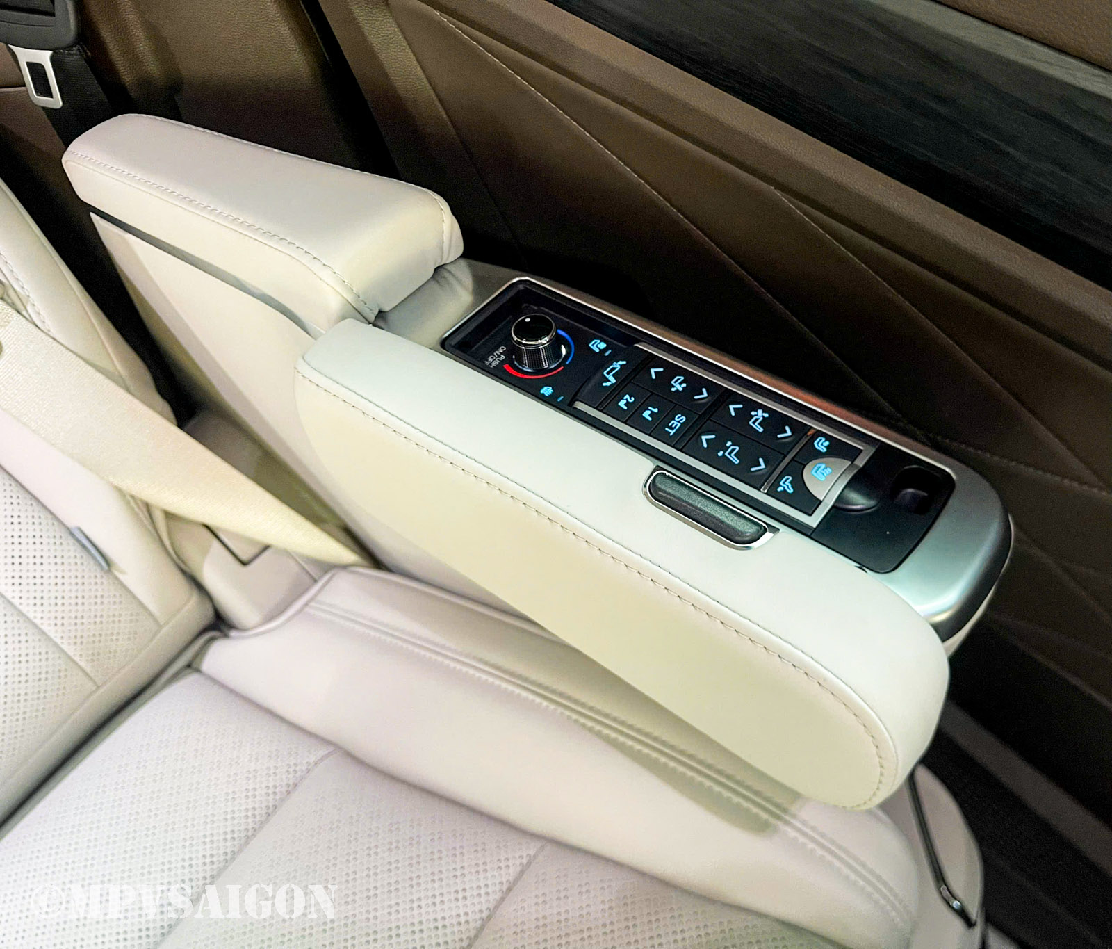 Ghế Limousine Volkswagen Viloran: kinh nghiệm và phương án độ từ chuyên gia