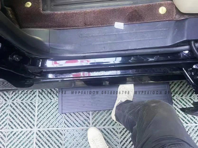 Bệ bước điện Toyota Sienna