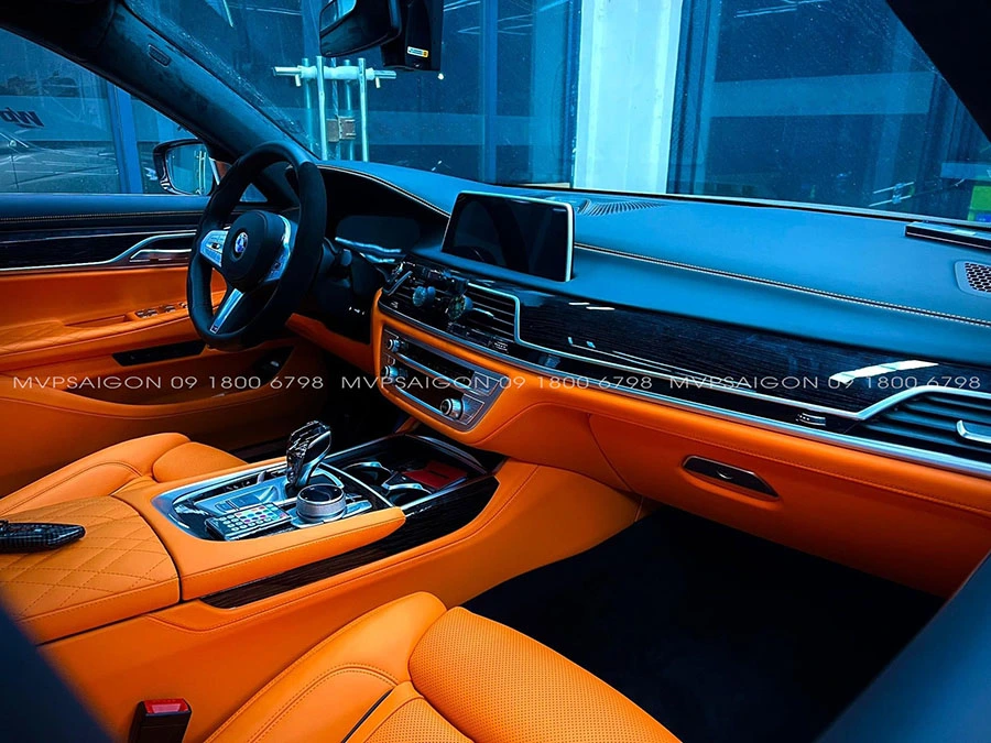 Bọc da ghế & đổi màu nội thất BMW
