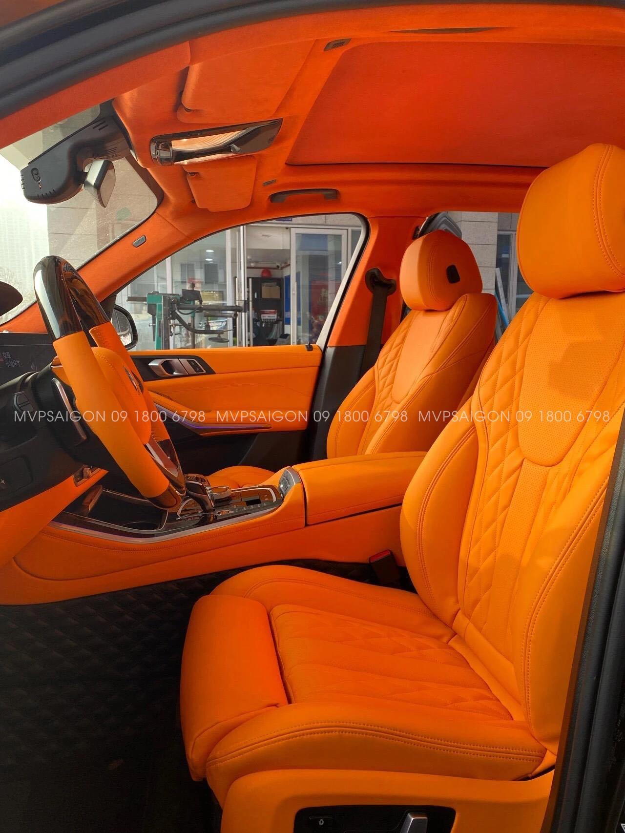 Bọc da ghế & đổi màu nội thất BMW
