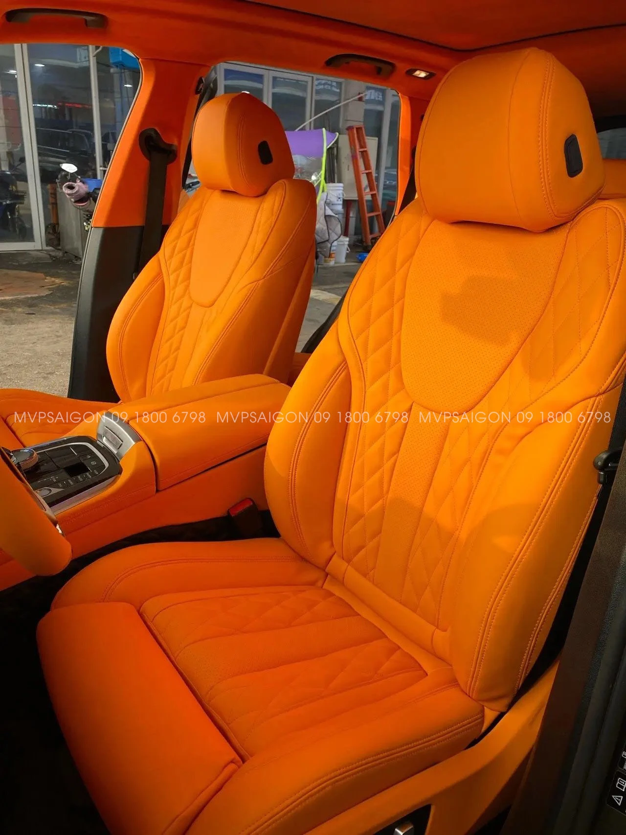 Bọc da ghế & đổi màu nội thất BMW
