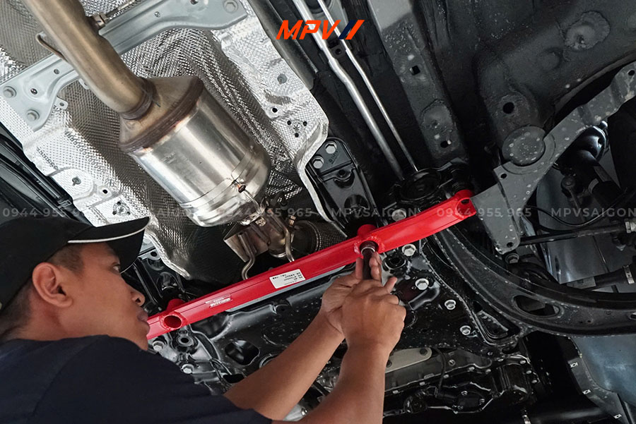 Bộ thanh giằng tăng cường cân bằng xe Volkswagen Viloran