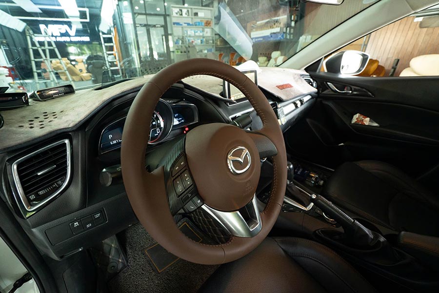 BỌC DA & ĐỔI MÀU NỘI THẤT MAZDA TẠI MPVSAIGON