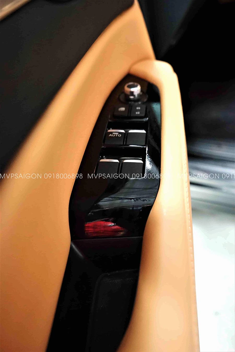 BỌC DA & ĐỔI MÀU NỘI THẤT MAZDA TẠI MPVSAIGON