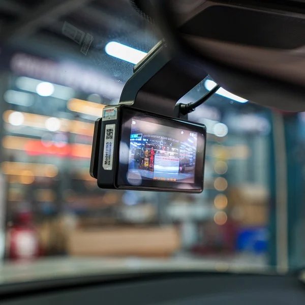 Camera hành trình xe Hyundai Custin