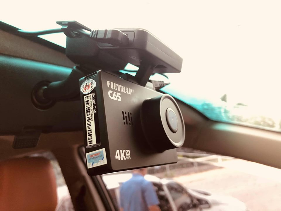 Camera hành trình xe Hyundai Custin