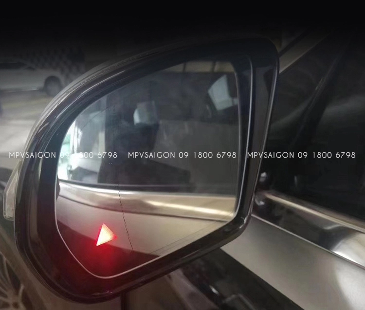 Cảnh Báo Điểm Mù Blind Spot Assist Chính Hãng Mercedes cho xe C - GLC - GLE - GLS