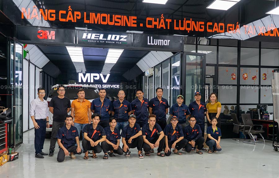 Volkswagen Golf 8: Bọc da tapi cửa chất lượng tại MPVSAIGON