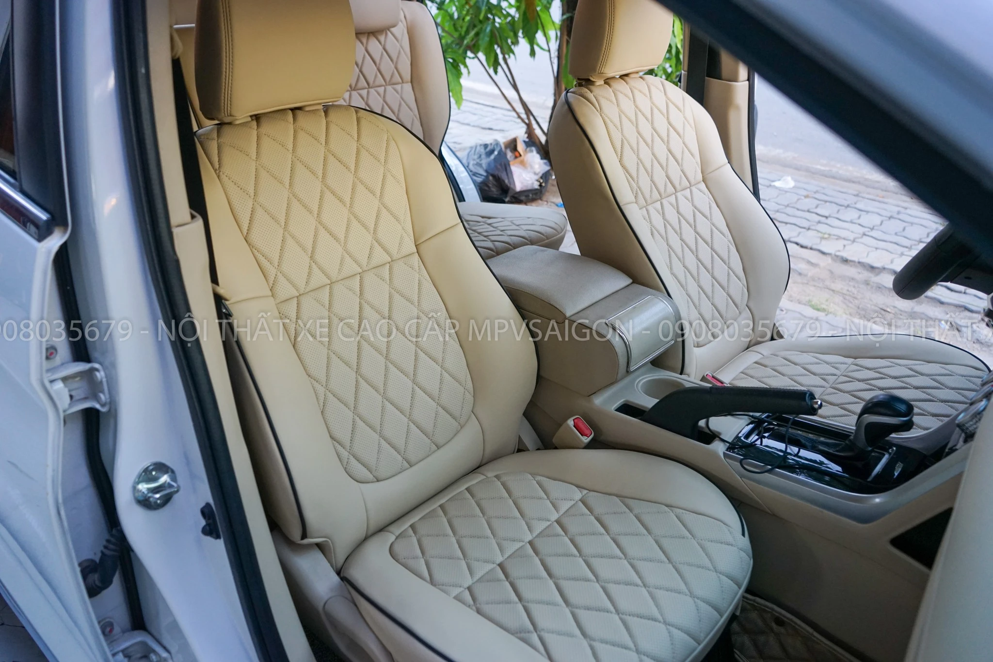 Bọc da ghế Mitsubishi Xpander sử dụng da Nappa cao cấp tại MPVSAIGON