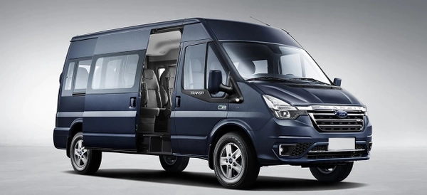 Nâng cấp ghế Nội thất Ford Transit VIP Limousine: Kinh nghiệm và bảng giá mới nhất