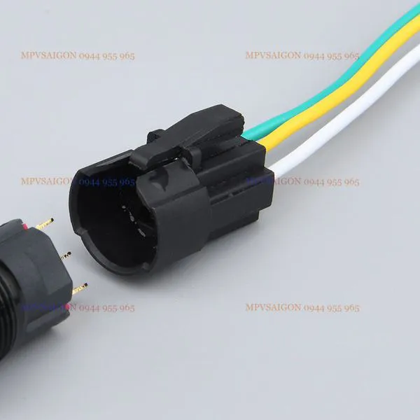 Công tắc 16mm kim loại vỏ đen chân giắc