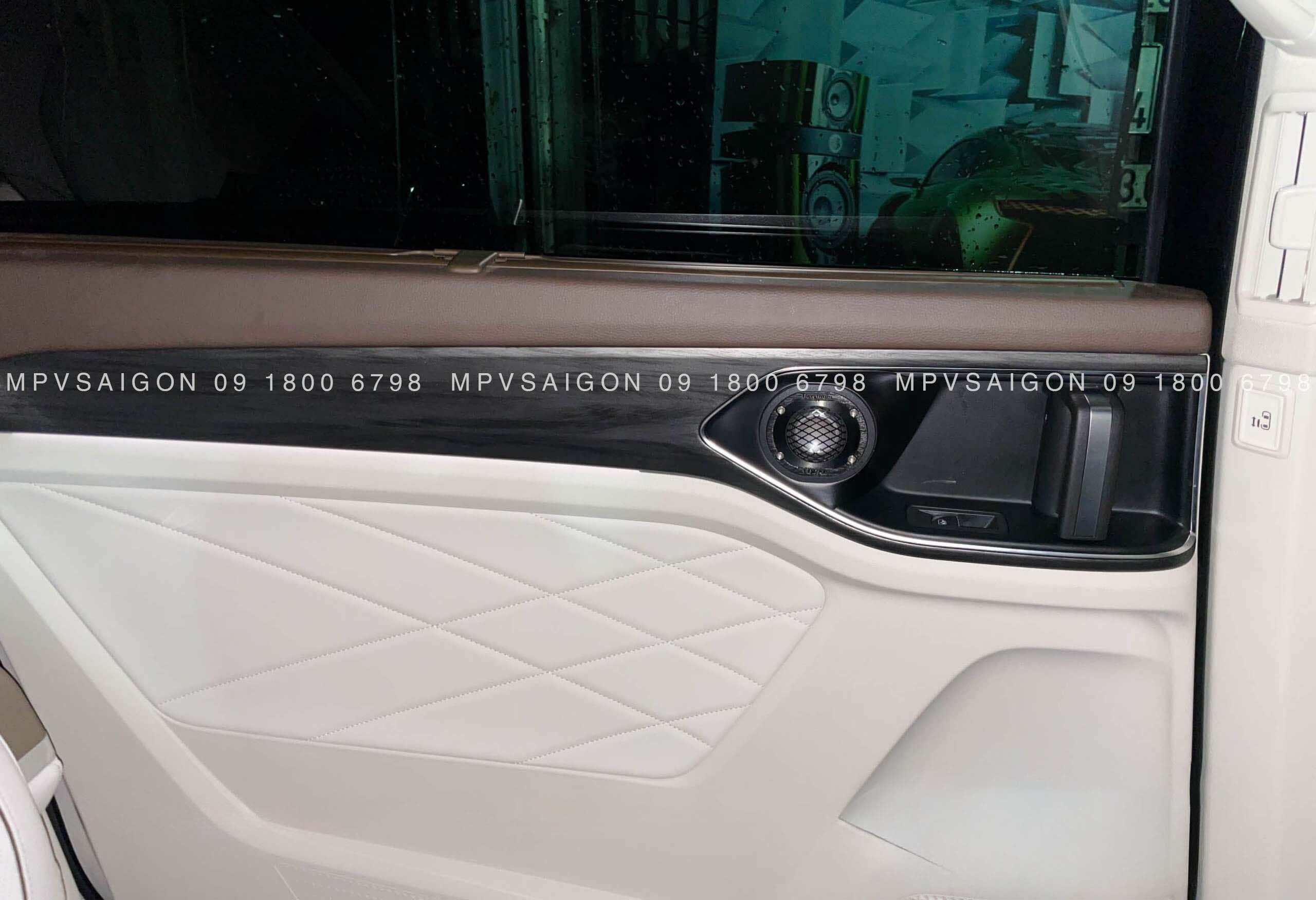 Hệ Thống Âm Thanh Đỉnh Cao Dành Cho Volkswagen Viloran: Bản Độ Gần 300 Triệu
