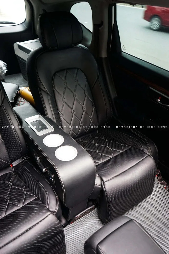 Honda CRV - Độ Limousine 2 ghế thương gia