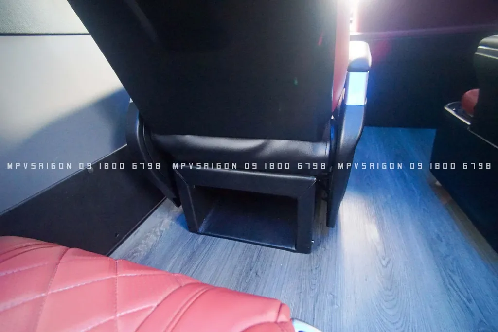Hyundai Solati - Độ limousine thương gia 10 chỗ 12 chỗ