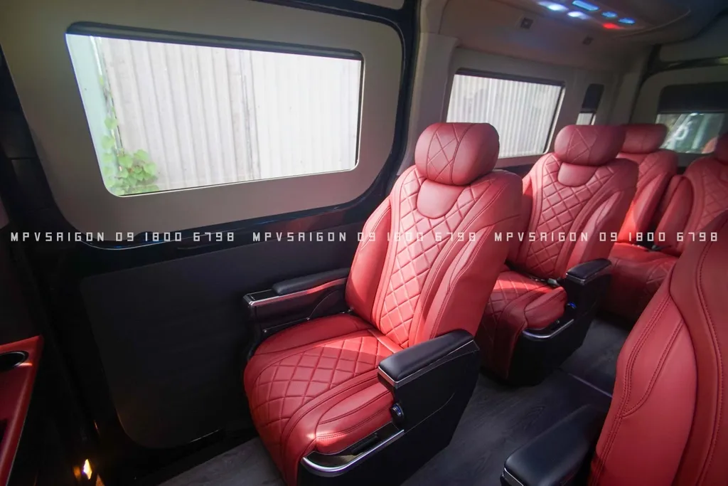 Hyundai Solati - Độ limousine thương gia 10 chỗ 12 chỗ