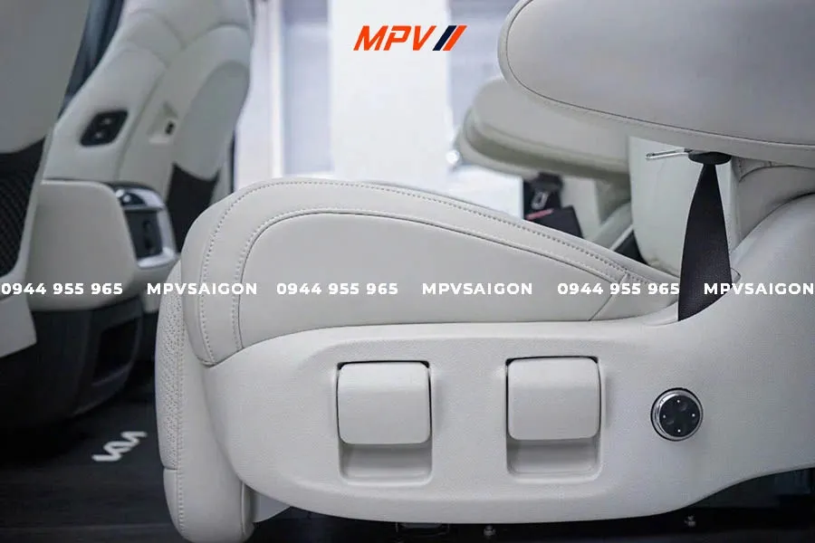 KIA CARNIVAL - COMBO TRƯỢT ĐIỆN 4 HƯỚNG HÀNG 2 VÀ SÀN VÂN GỖ CAO CẤP