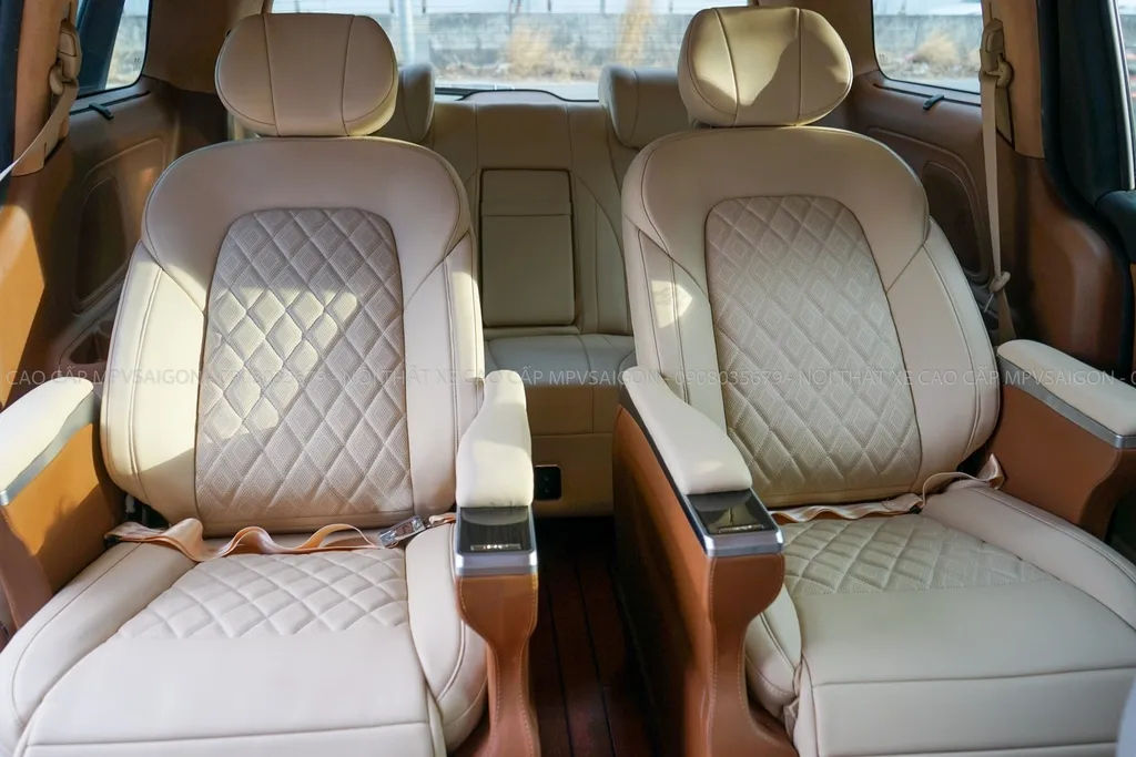 Kia Sedona nâng cấp Limousine - Khám phá gói độ VIP đẳng cấp tại MPVSAIGON