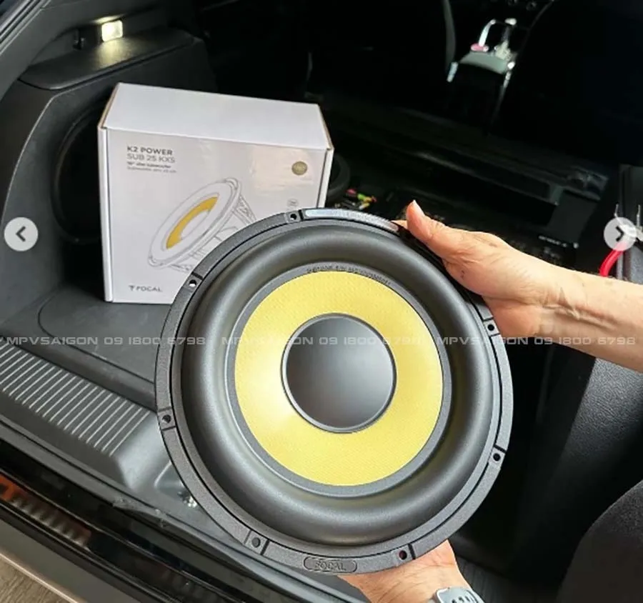 Focal Sub 25 KXS - Sub hơi 10 inch mỏng với màng loa aramid fiber đẳng cấp