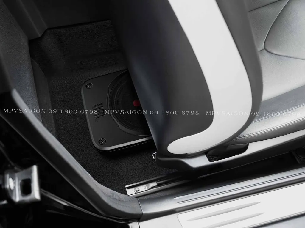 Loa SUB gầm ghế xe ô tô JBL Bass pro LITE