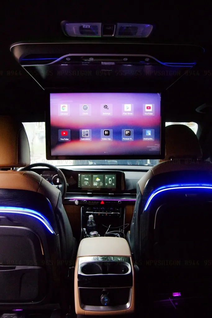 Màn hình gập trần- màn hình ốp trần Android Kia Carnival 2024 2025: bảng giá mới nhất và kinh nghiệm lắp đặt