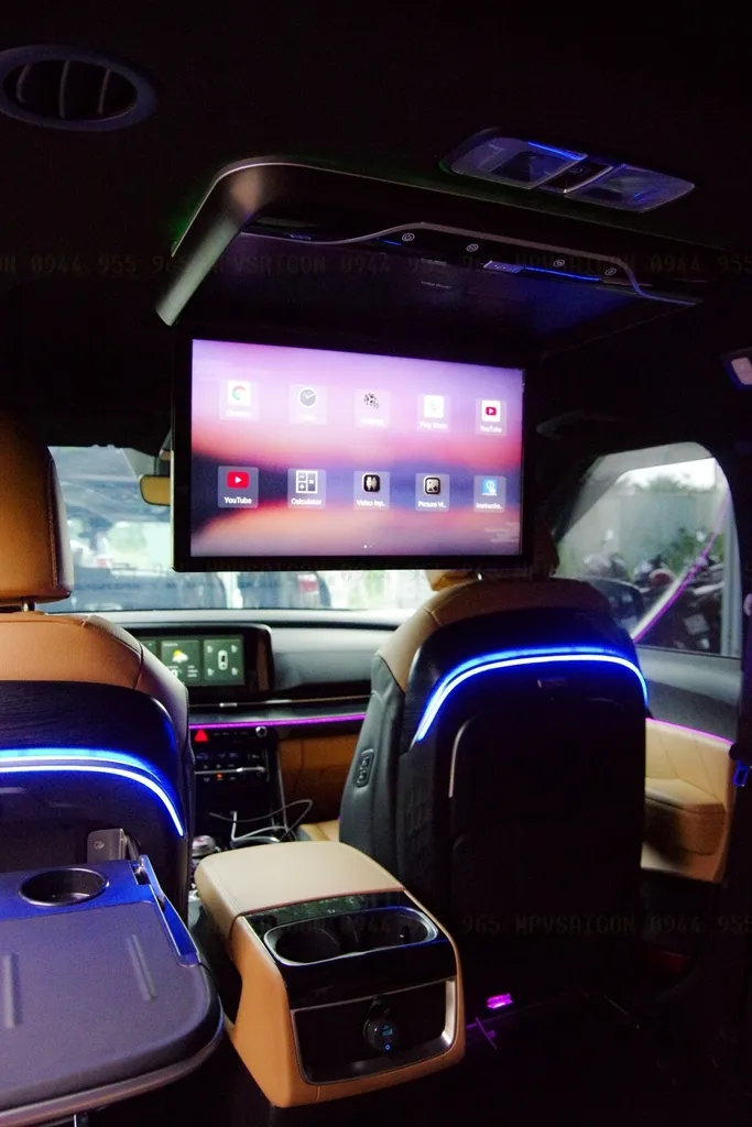 Màn hình gập trần- màn hình ốp trần Android Kia Carnival 2024 2025: bảng giá mới nhất và kinh nghiệm lắp đặt