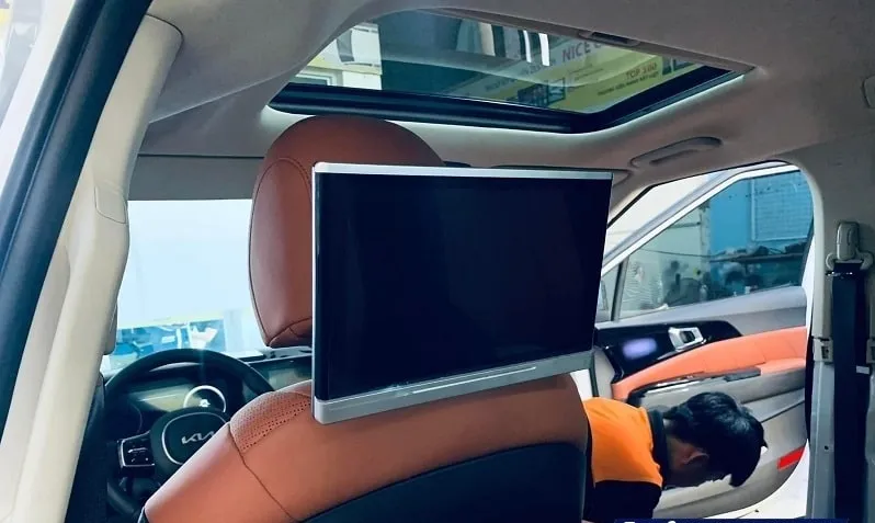 Màn hình gối đầu Android xe Kia Carnival 2024 2025: báo giá chi tiết và kinh nghiệm lựa chọn