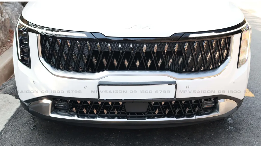 MẶT CA LĂNG DƯỚI NEW KIA CARNIVAL 2024 2025 MẪU HÀN QUỐC