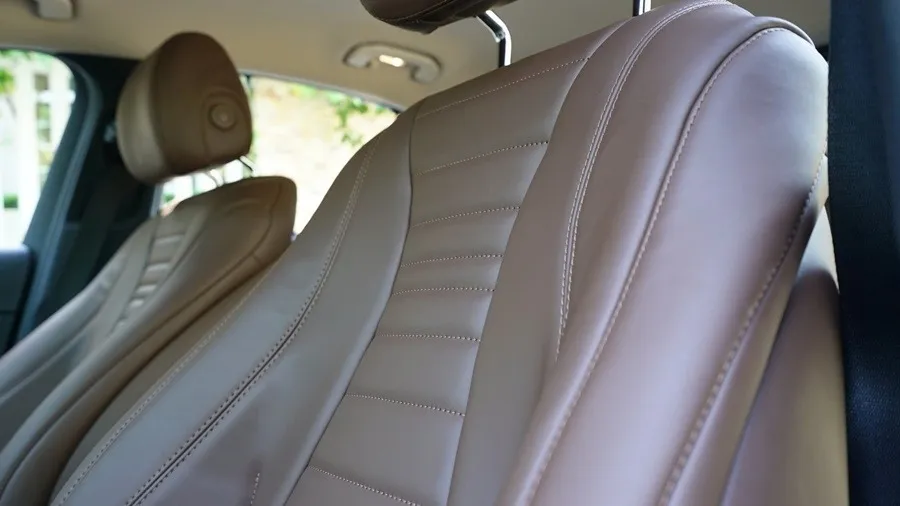 MERCEDES-BENZ E200 BỌC DA GHẾ