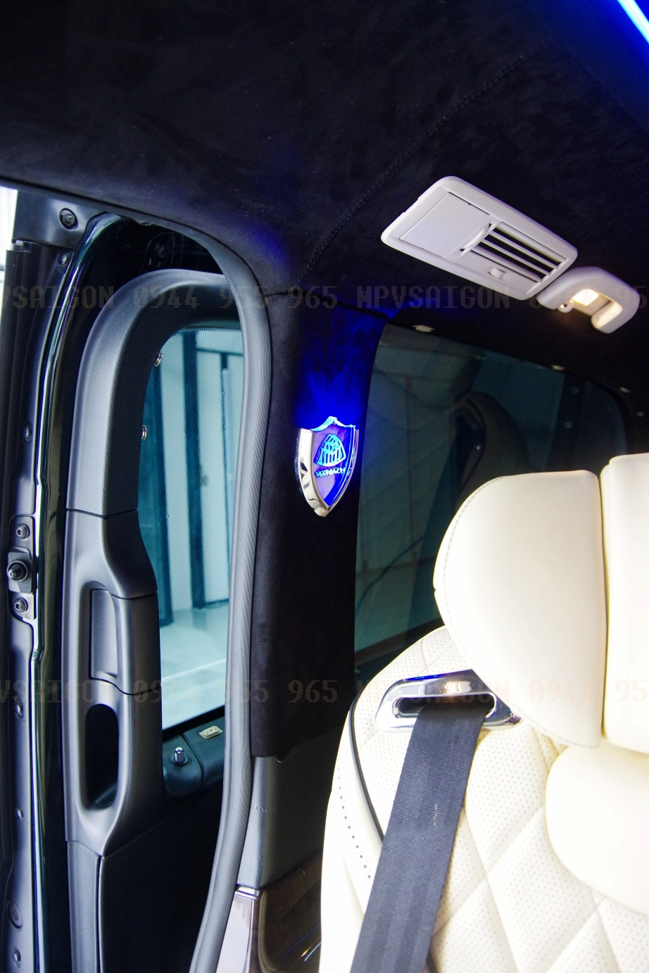 Mercedes Benz V250 độ nội thất thương gia
