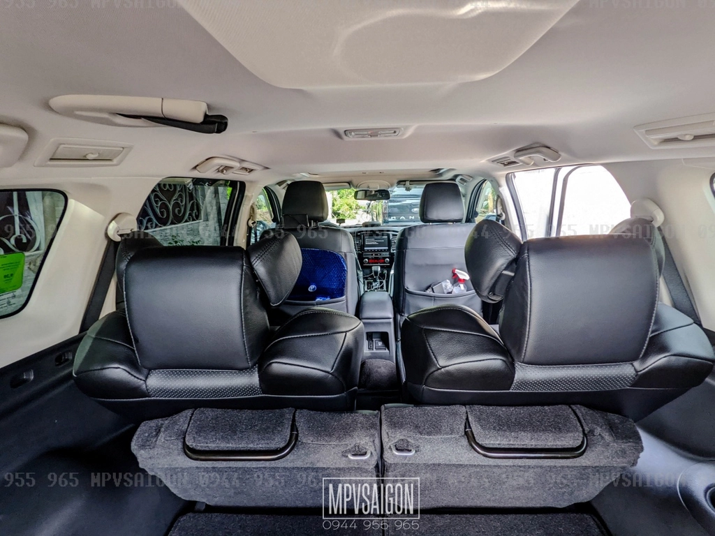 Mitsubishi PAJERO nâng cấp ghế VIP Limousine