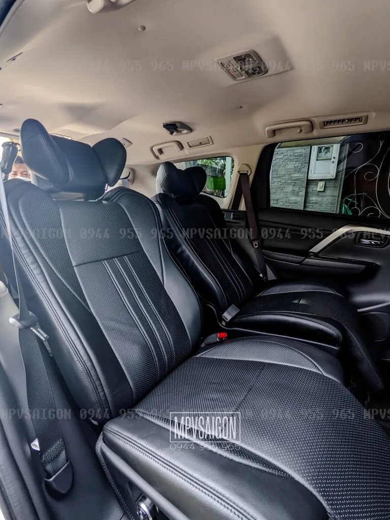Mitsubishi PAJERO nâng cấp ghế VIP Limousine