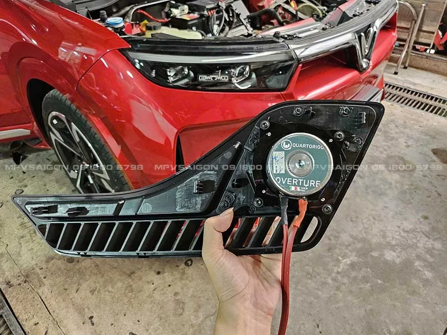 Nâng cấp âm thanh cho Vinfast VF9 với hệ thống Quartorigo nhập khẩu Ý
