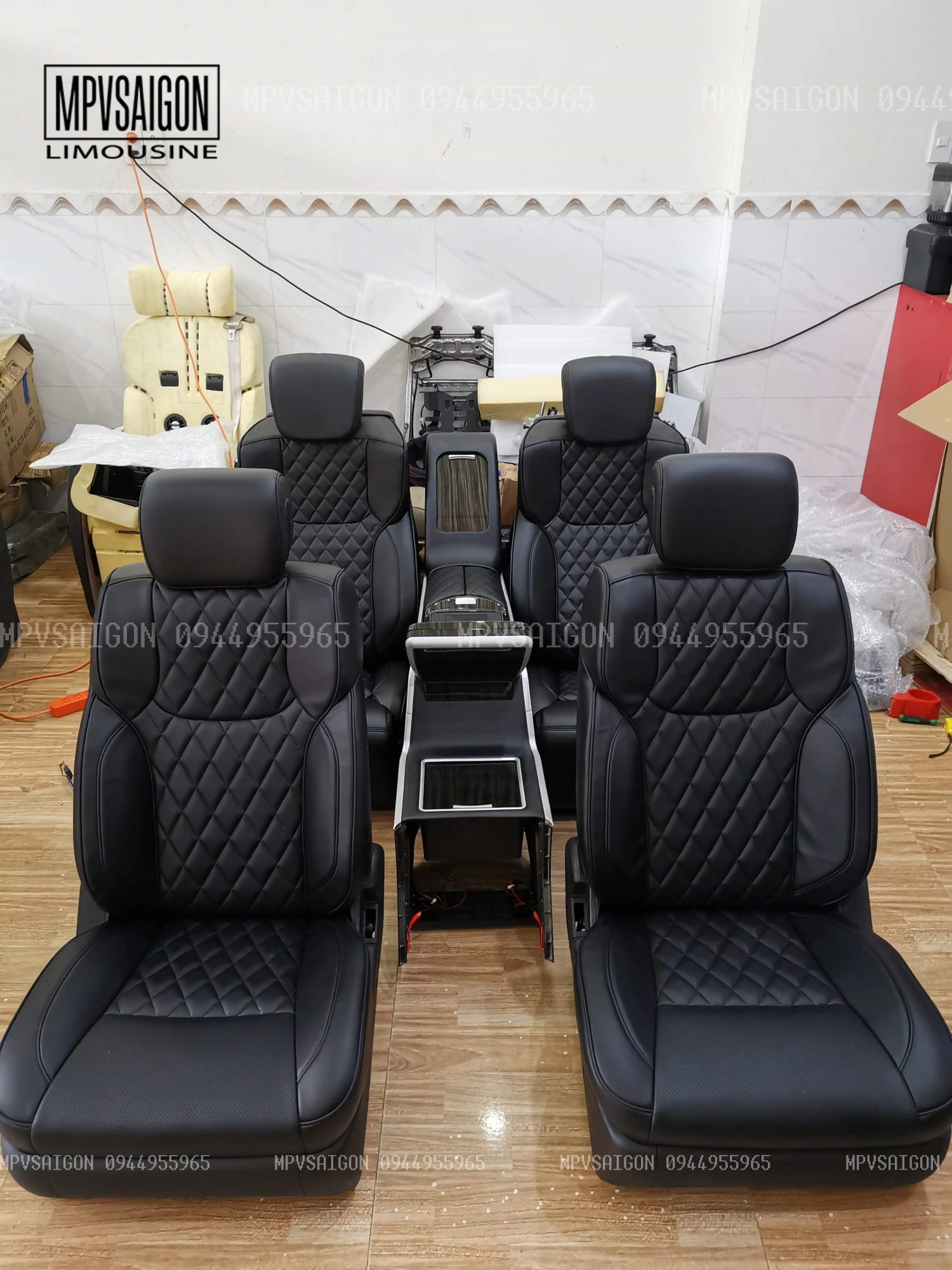 Ghế Limousine độ MBS thương gia cho Land Cruiser