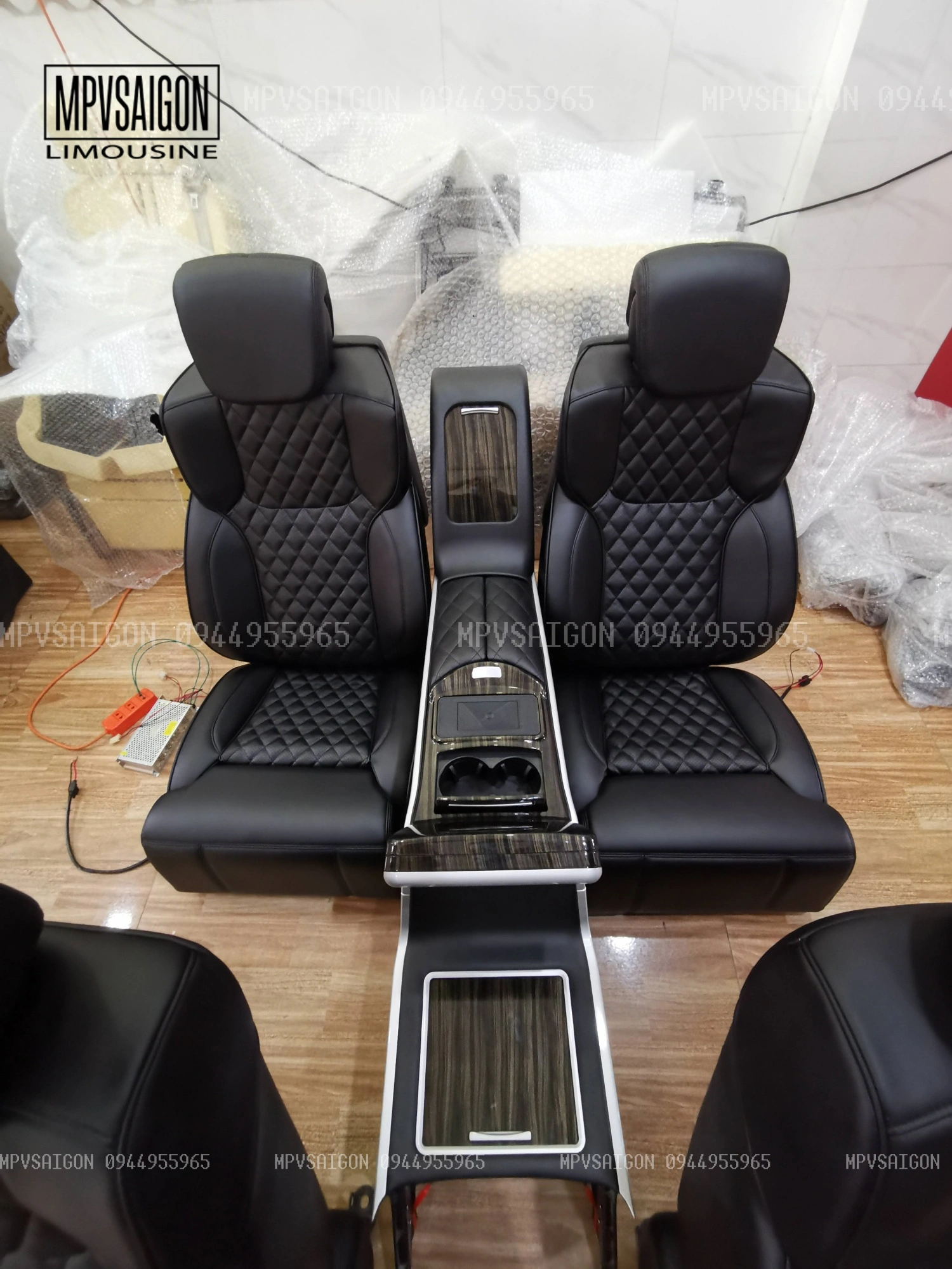 Ghế Limousine độ MBS thương gia cho Land Cruiser