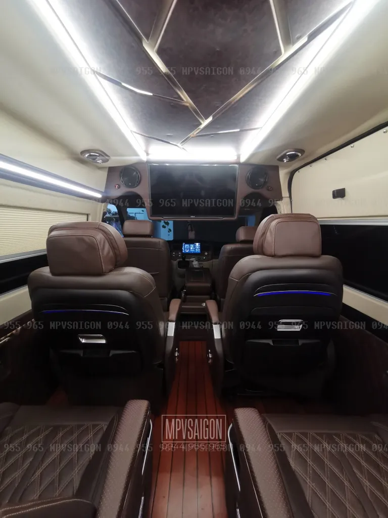 Nâng cấp - Độ ghế Limousine dòng VIP cho Ford Transit