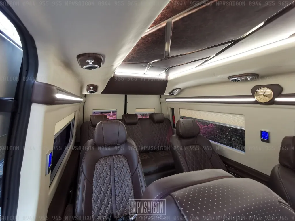 Nâng cấp - Độ ghế Limousine dòng VIP cho Ford Transit