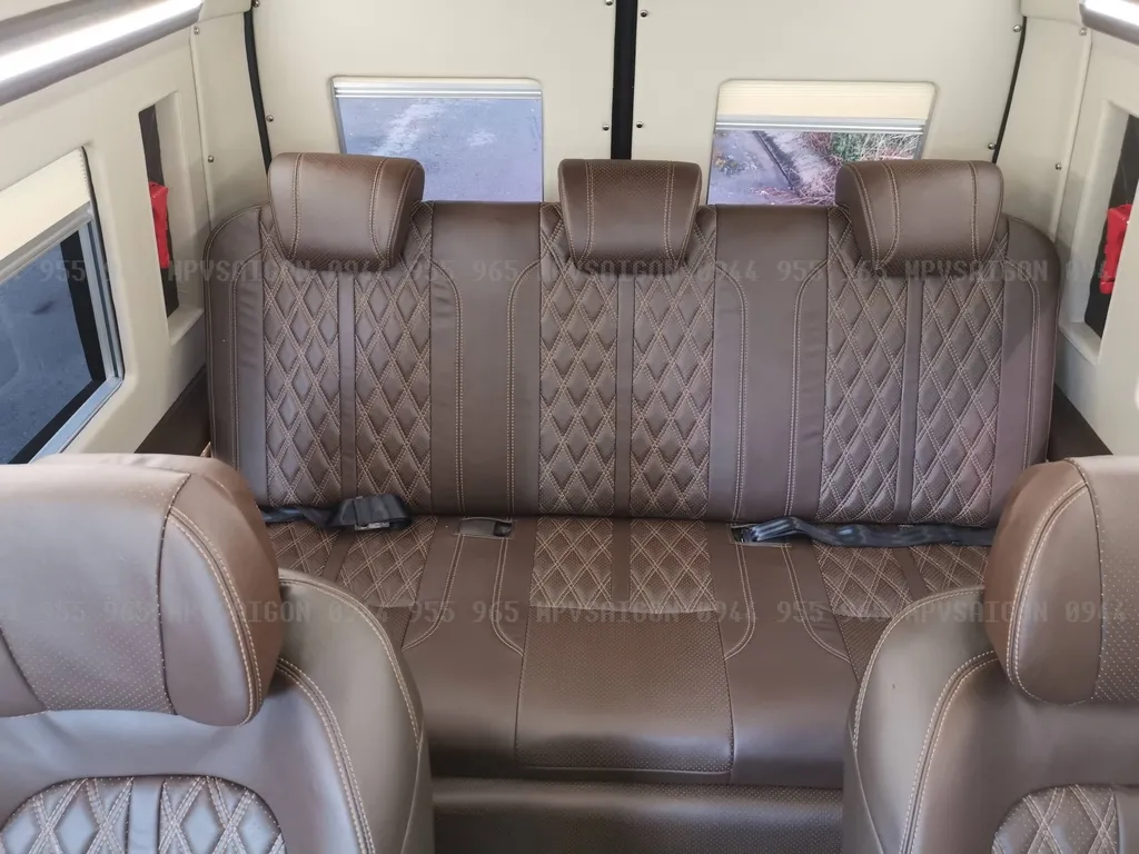 Nâng cấp - Độ ghế Limousine dòng VIP cho Ford Transit