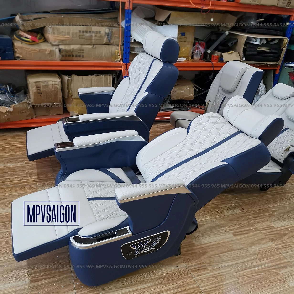 Nâng cấp ghế Limousine Toyota Sienna - Mẫu pha lê Crystal 2