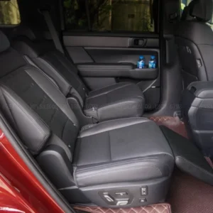 Độ nâng đỡ chân (gác chân) tự động chống mỏi Hyundai Santa Fe 2025