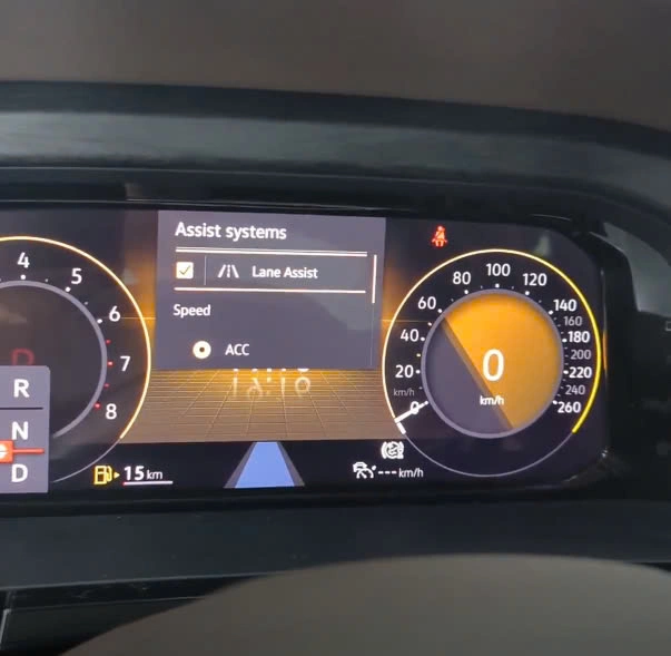 Nâng cấp phím giữ làn đường chủ động cho Volkswagen Viloran hay thay vô lăng R-line: phân tích chuyên sâu 2 tính năng hữu dụng cho Viloran