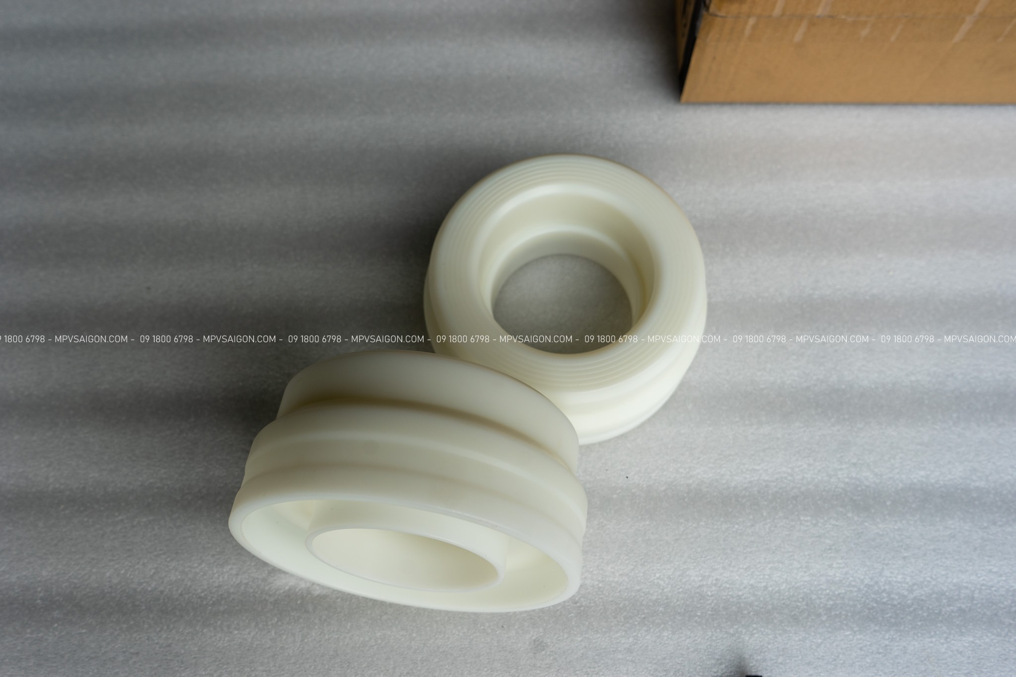 Nâng Gầm Kia Carnival 2026 - Nâng cao trước 3.5cm / sau 5.5cm ( Dịch vụ)