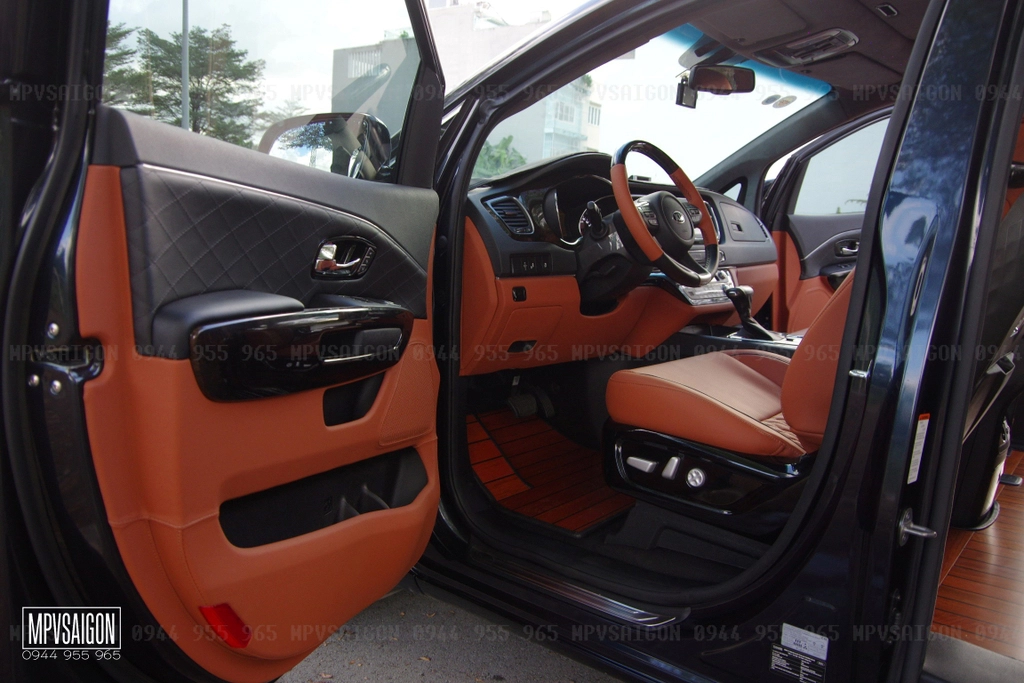 SEDONA độ nội thất Limousine cao cấp