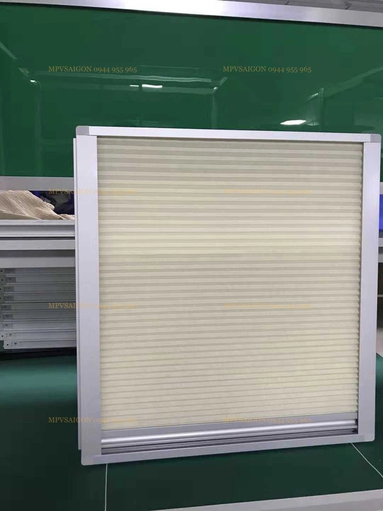 Rèm xếp rèm tổ ong rèm khung nhôm cao cấp xe khách Limousine Transit Solati County TB85 Universe