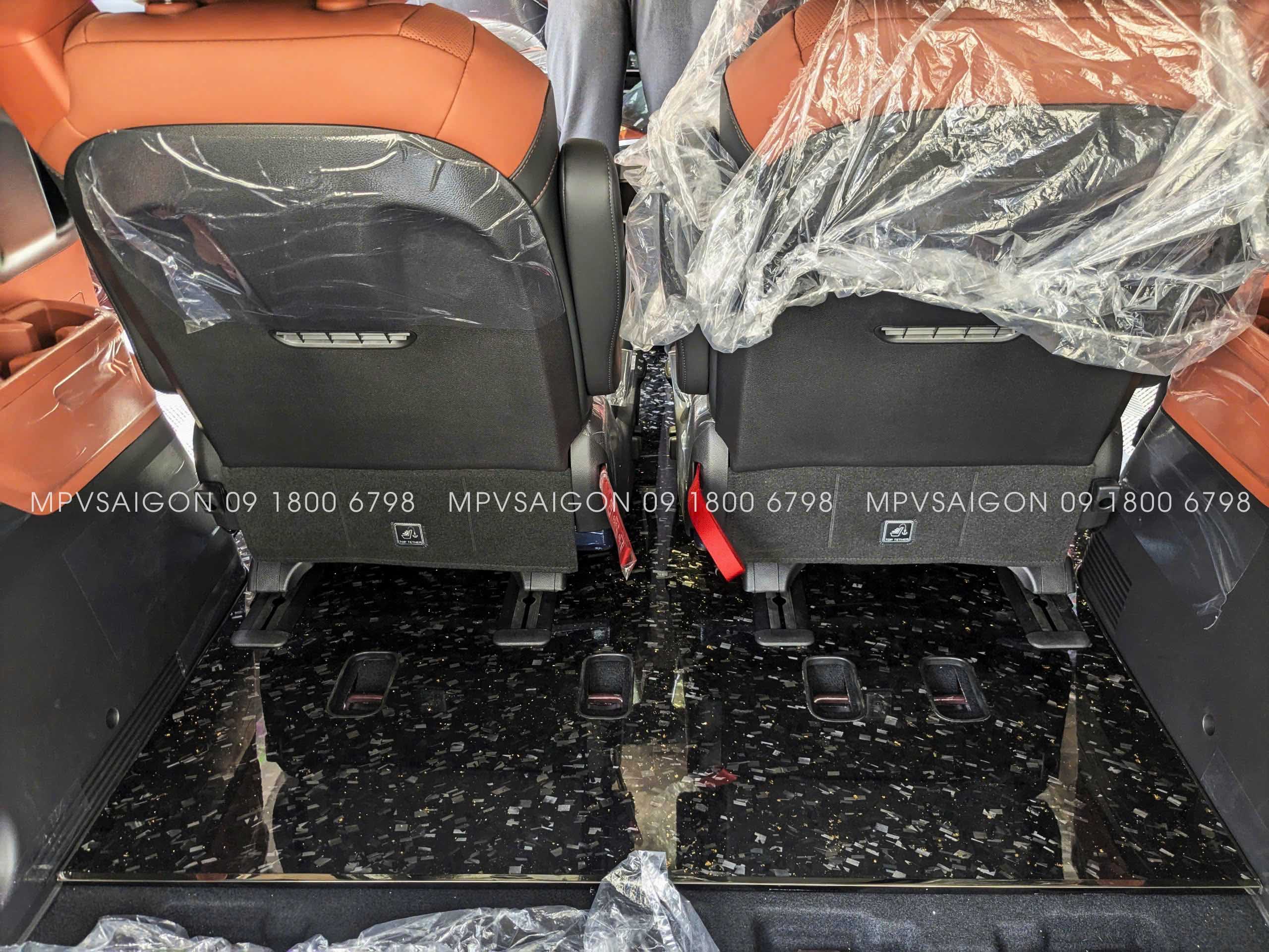 Sàn Carbon LOGO LED -KIA Carnival 2024 2025: báo giá cạnh tranh nhất