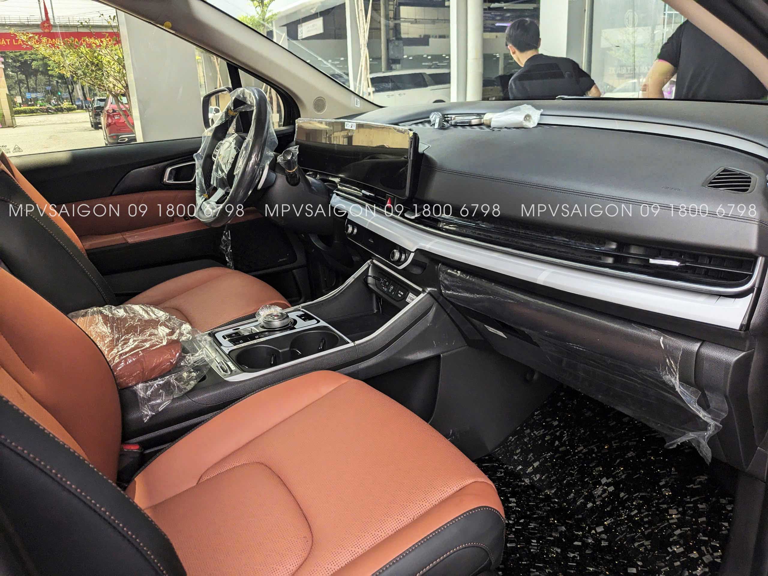 Sàn Carbon LOGO LED -KIA Carnival 2024 2025: báo giá cạnh tranh nhất