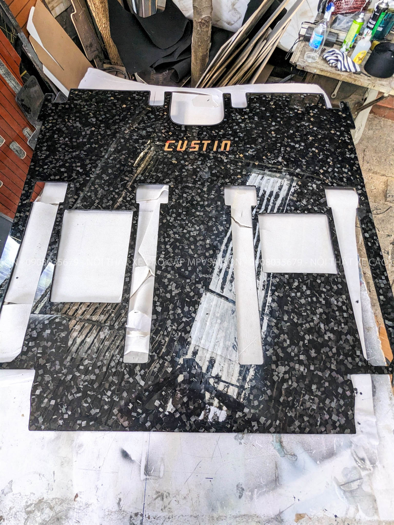 Sàn carbon Hyundai Custin sản xuất tại xưởng MPVSAIGON