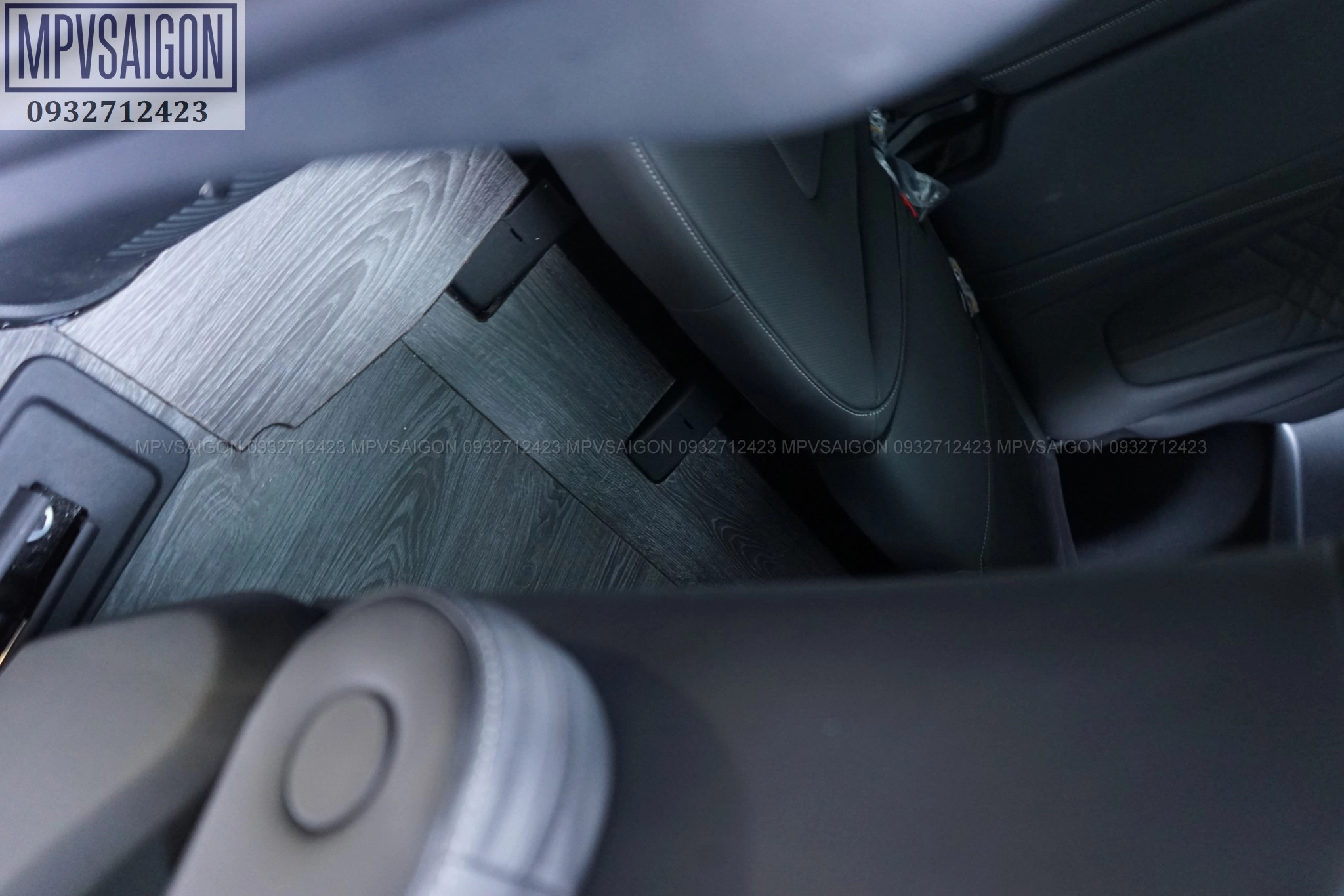 Sàn SPC giả gỗ sang trọng Hyundai Custin