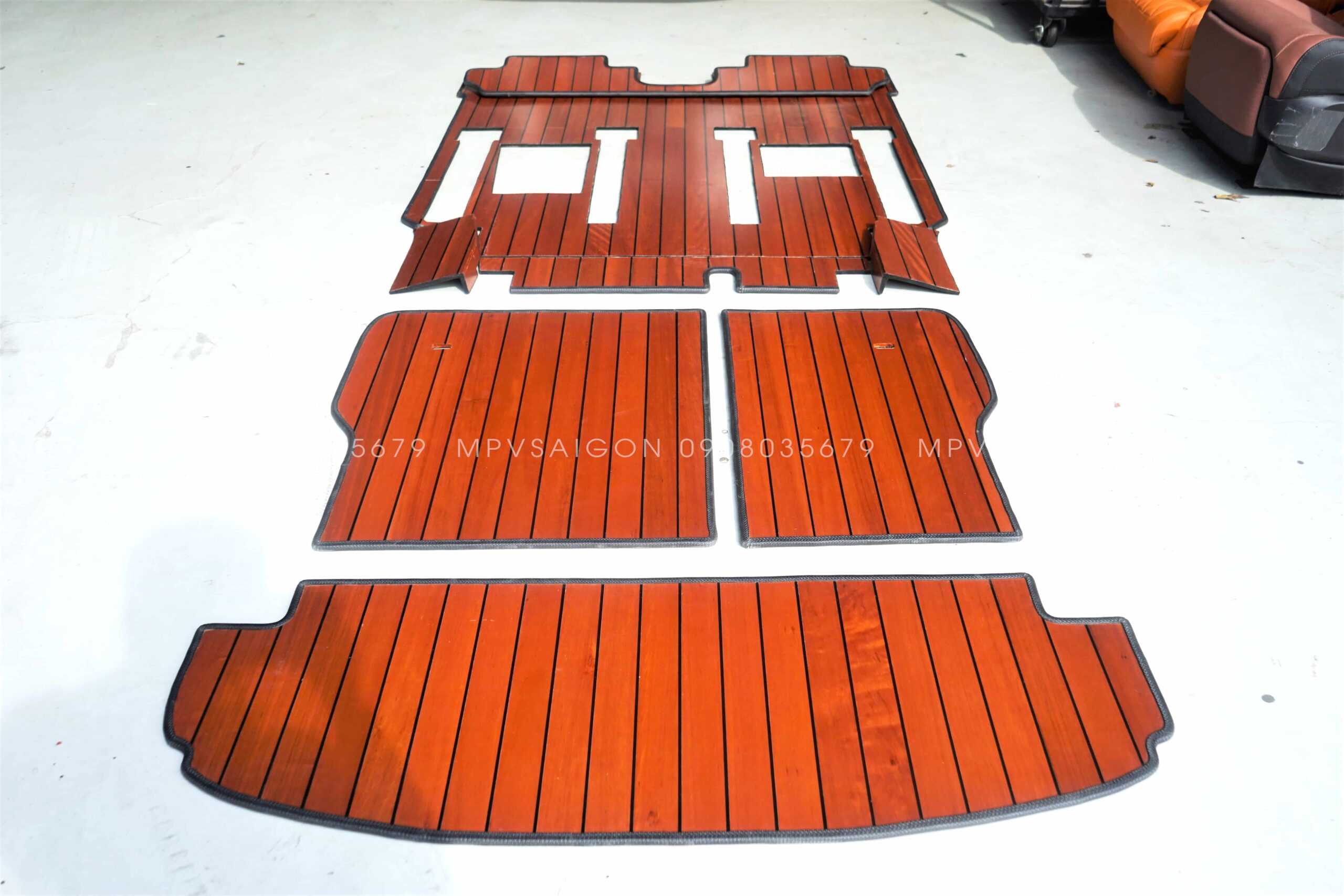 Sàn gỗ tự nhiên Hyundai Custin mẫu mới nhất 2025 tại MPVSAIGON