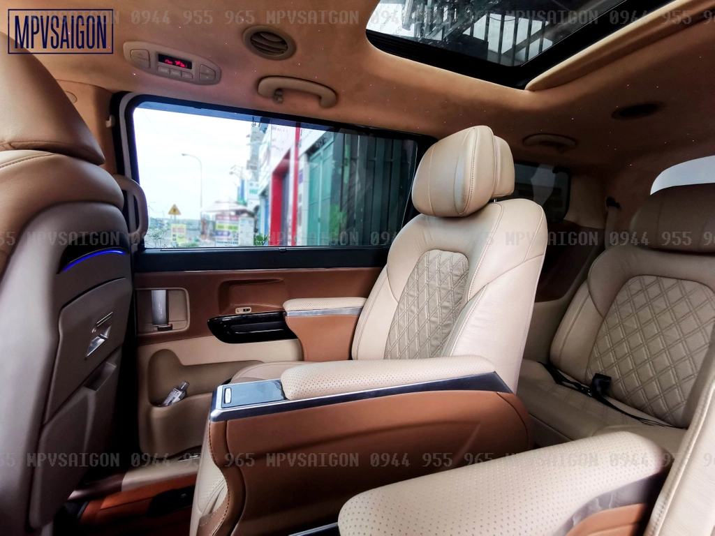 Nội thất SEDONA độ nâng cấp Limousine VIP