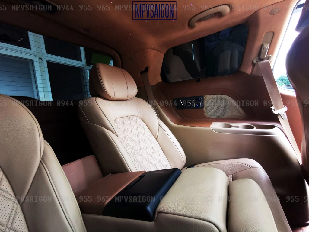 Nội thất SEDONA độ nâng cấp Limousine VIP